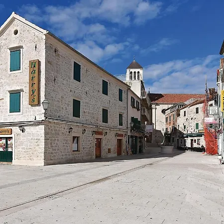 In With Wifi Apartman Vodice