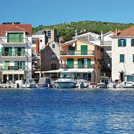 In With Wifi Apartman Vodice